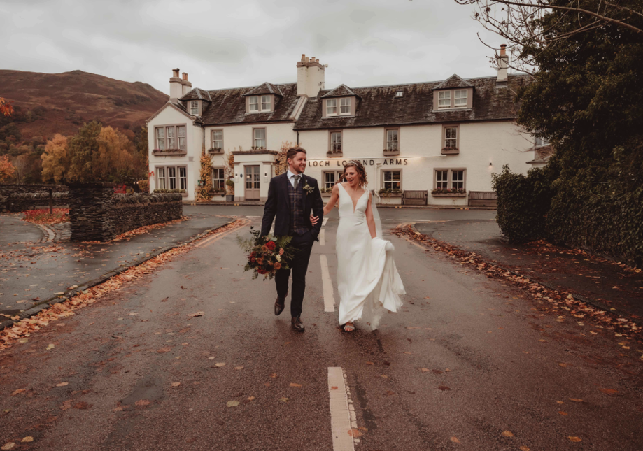 Glasgow wedding photographer photo taken at Loch Lomond Arms Hotel